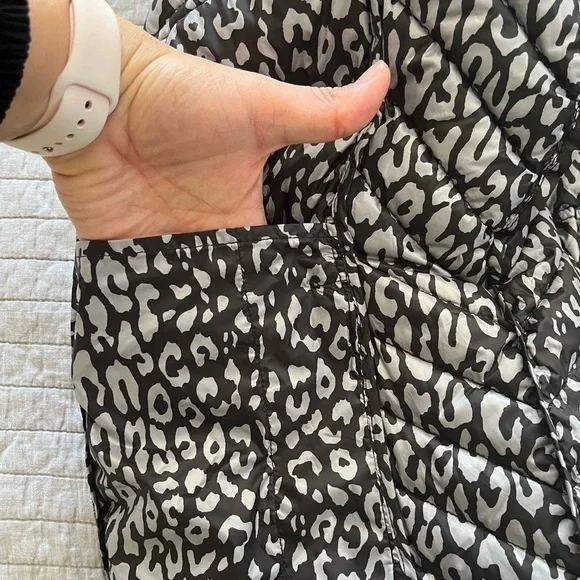 MICHAEL Kors black quilted nylon packable puffer black jacket Size S - Picture 7 of 14